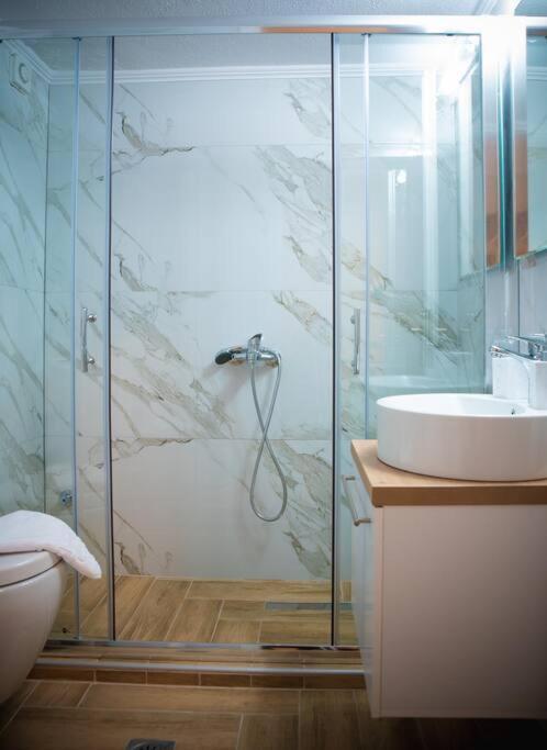 Irresistable Studio In The Heart Of Ксанти Екстериор снимка
